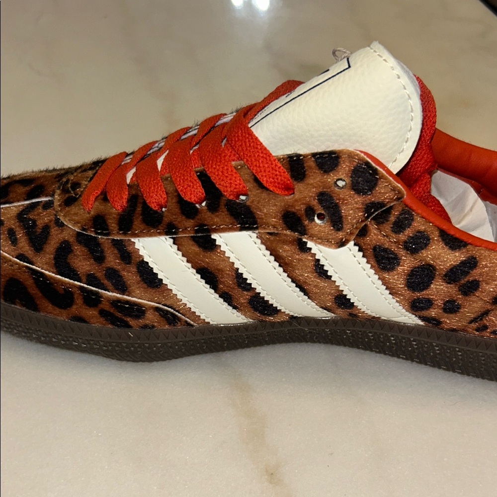 Adidas Leopard Print Sneakers with Orange Laces / Black Laces - Picture 9 of 9